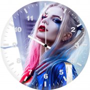 who mess with harley quinn again 7n wall clock